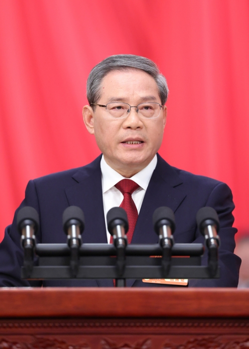 3月5日，李強(qiáng)總理代表國務(wù)院在十四屆全國人大三次會議上作《政府工作報告》。新華社記者 劉彬 攝
