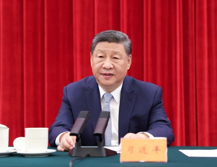 6月13日，中共中央在北京人民大會堂舉行紀念陳云同志誕辰120周年座談會。中共中央總書記、國家主席、中央軍委主席習近平發(fā)表重要講話。新華社發(fā)（王壯飛 攝）